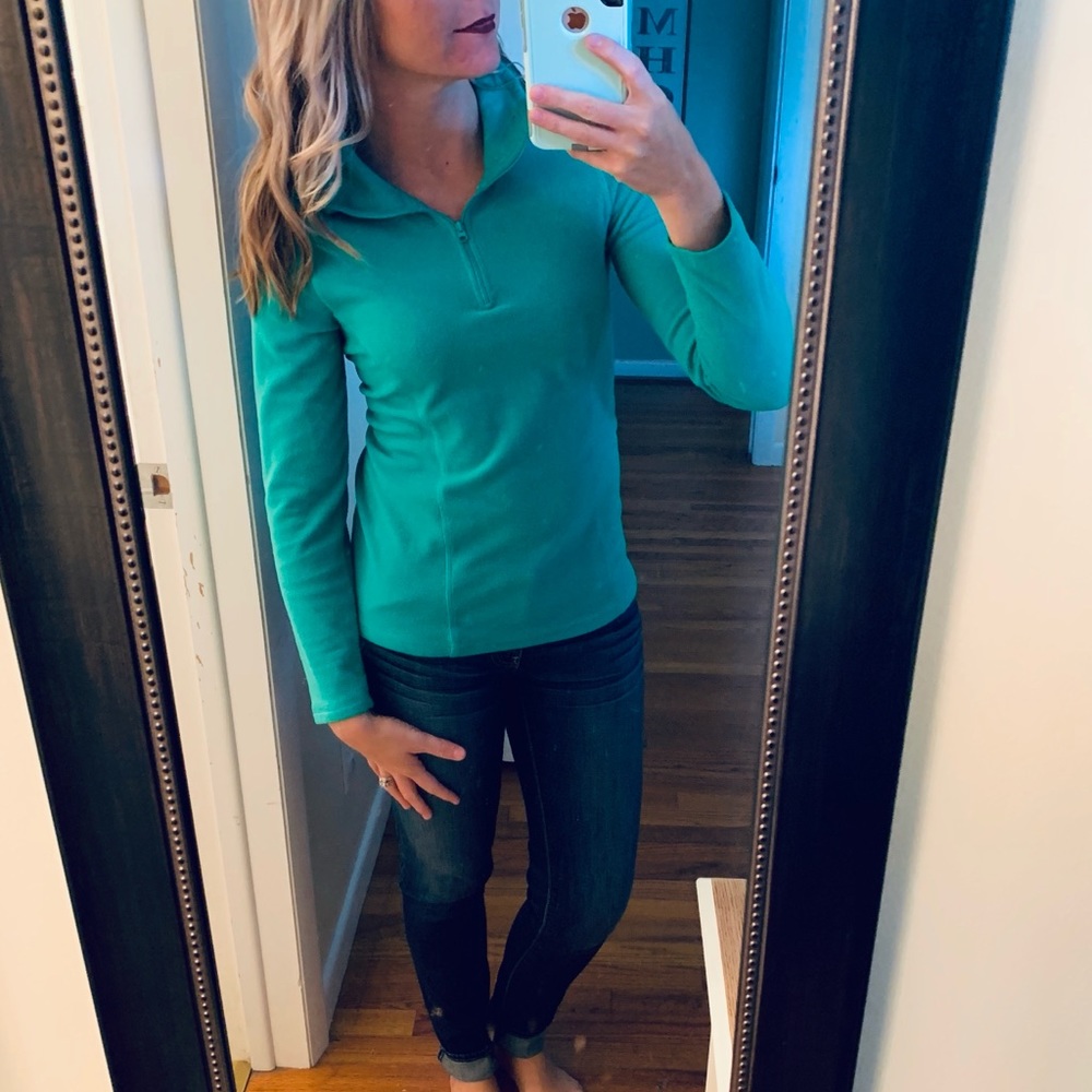 Old Navy Sweatshirt